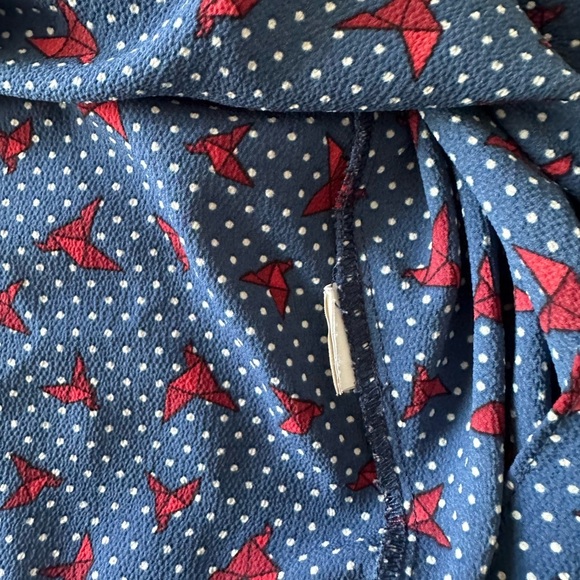 Zara Trafaluc Medium collared short sleeve paper crane print blouse navy blue - Picture 7 of 8